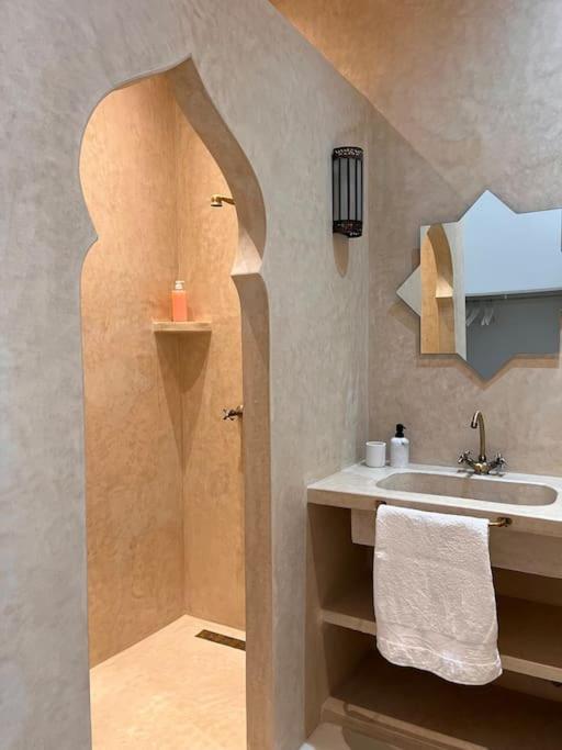 Casa Sira-Charming Home In The Heart Of The Kasbah Танжер Экстерьер фото
